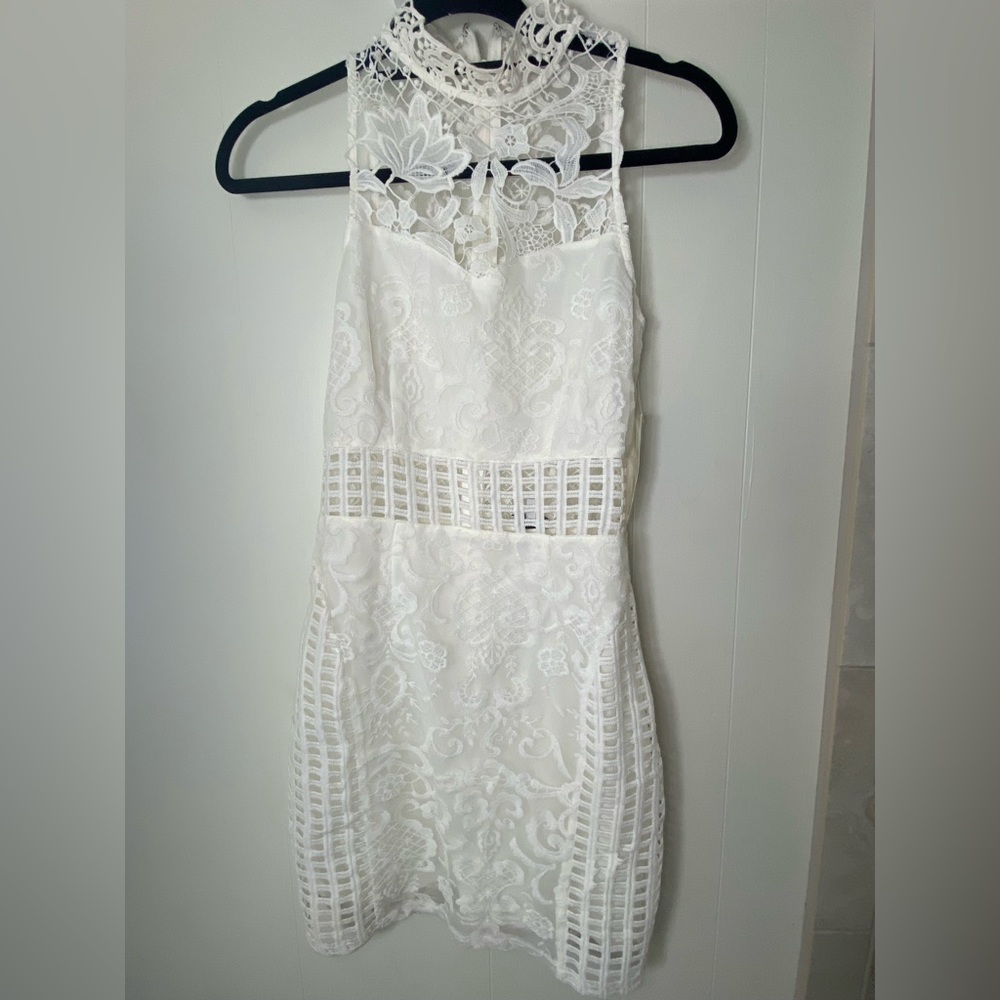 NWT Tobi High Neck White Lace Mini Dress Small